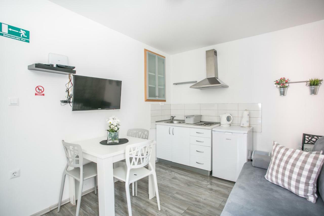 Apartmán Tragos Lemon Tree Trogir Exteriér fotografie